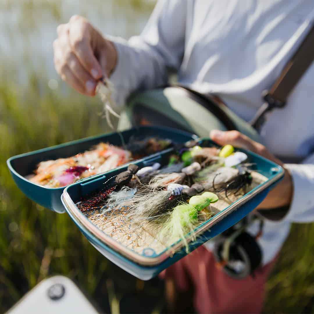 816332014338 Fishpond Tacky Pescador Large Waterproof Fly Box Baja Blue Open With Topwater Flies