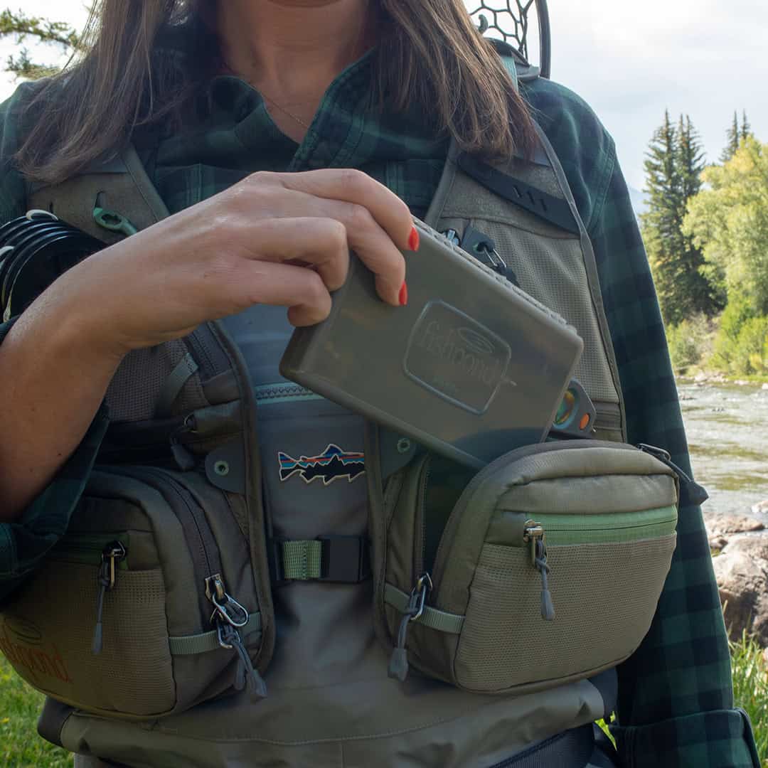 816332016790 Fishpond FlyLite Women's Fly Fishing Vest Fly Box Storage Detail