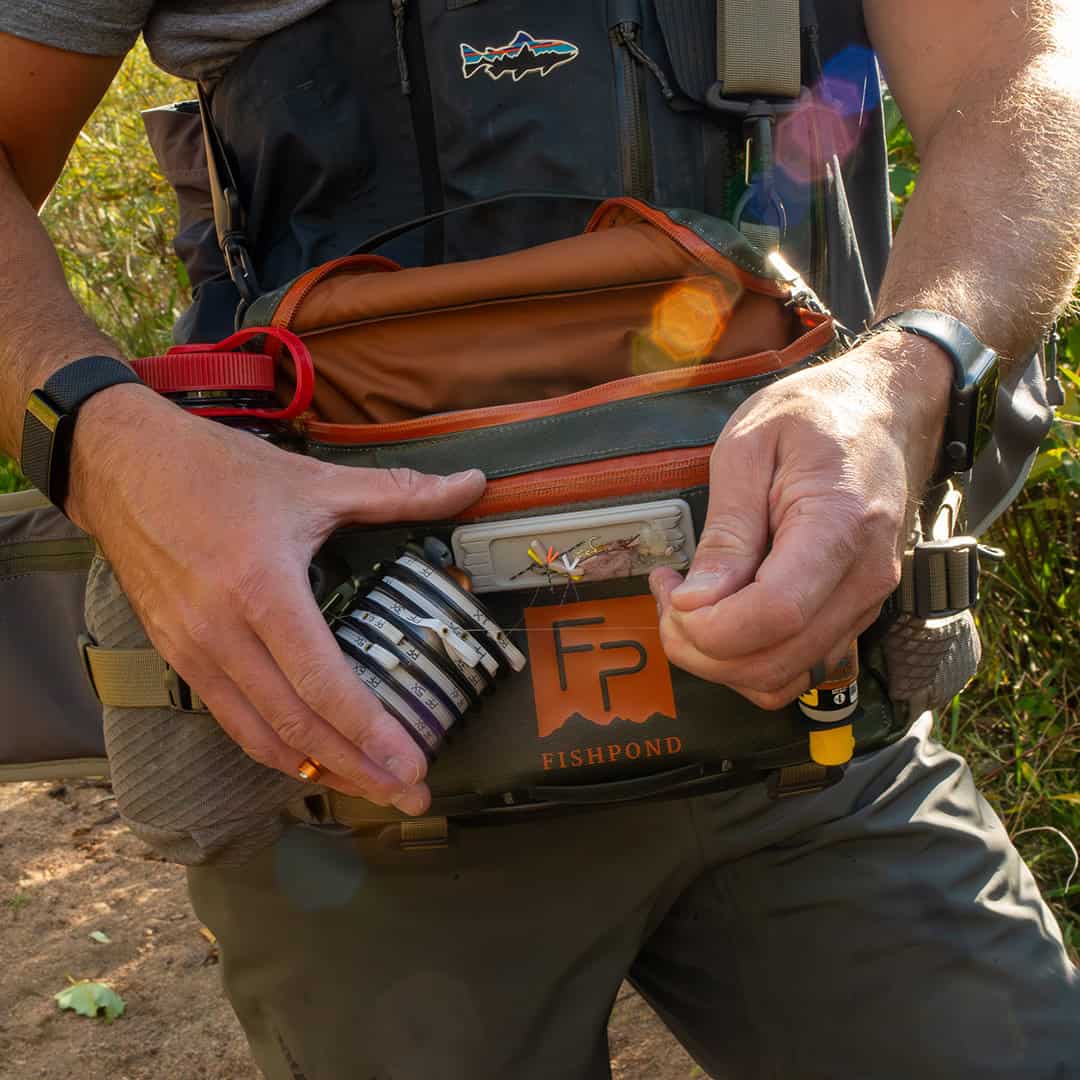 New 2025 816332016219 Fishpond Stormshadow Lumbar Pack Water Resistant Fly Fishing Waist Pack Headgate Tippet Holder Detail