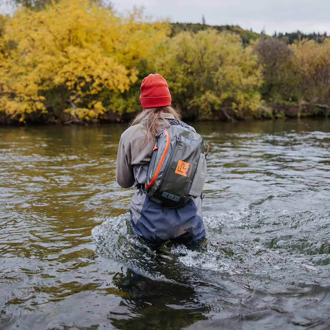 New 2025 816332016233 Fishpond Stormshadow Sling Pack Water Resistant Ambidextrous Fly Fishing Sling Pack Woman Fishing Pack