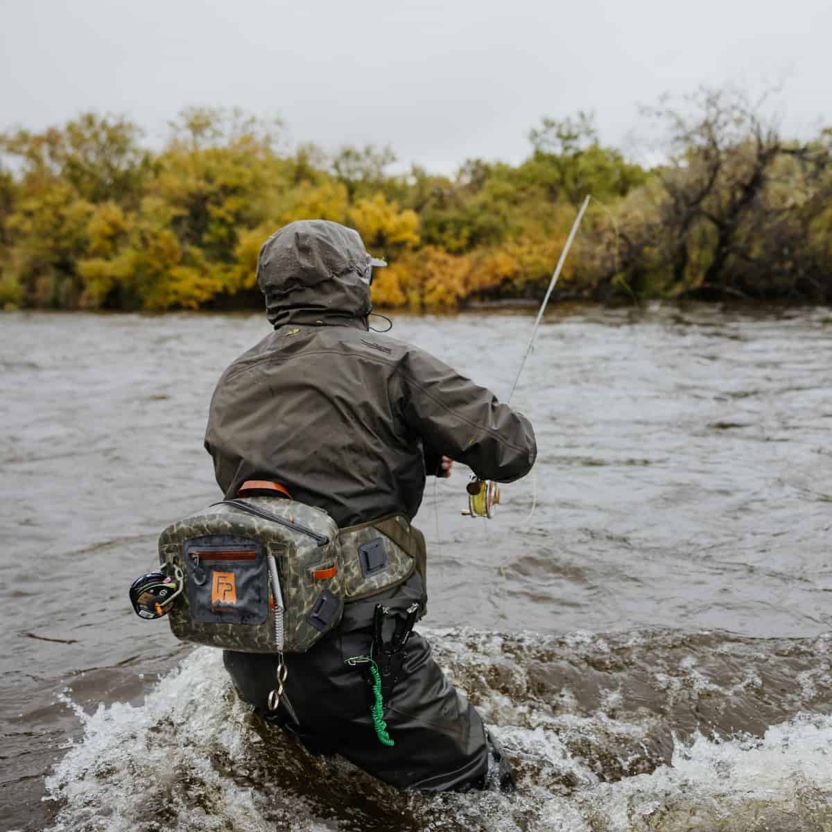 TSL-ESC 816332016318 Fishpond Thunderhead Submersible Lumbar Fully Waterproof Fishing Waist Pack Eco Shadowcast Camo Newstream Model New 2024 In River Fishing