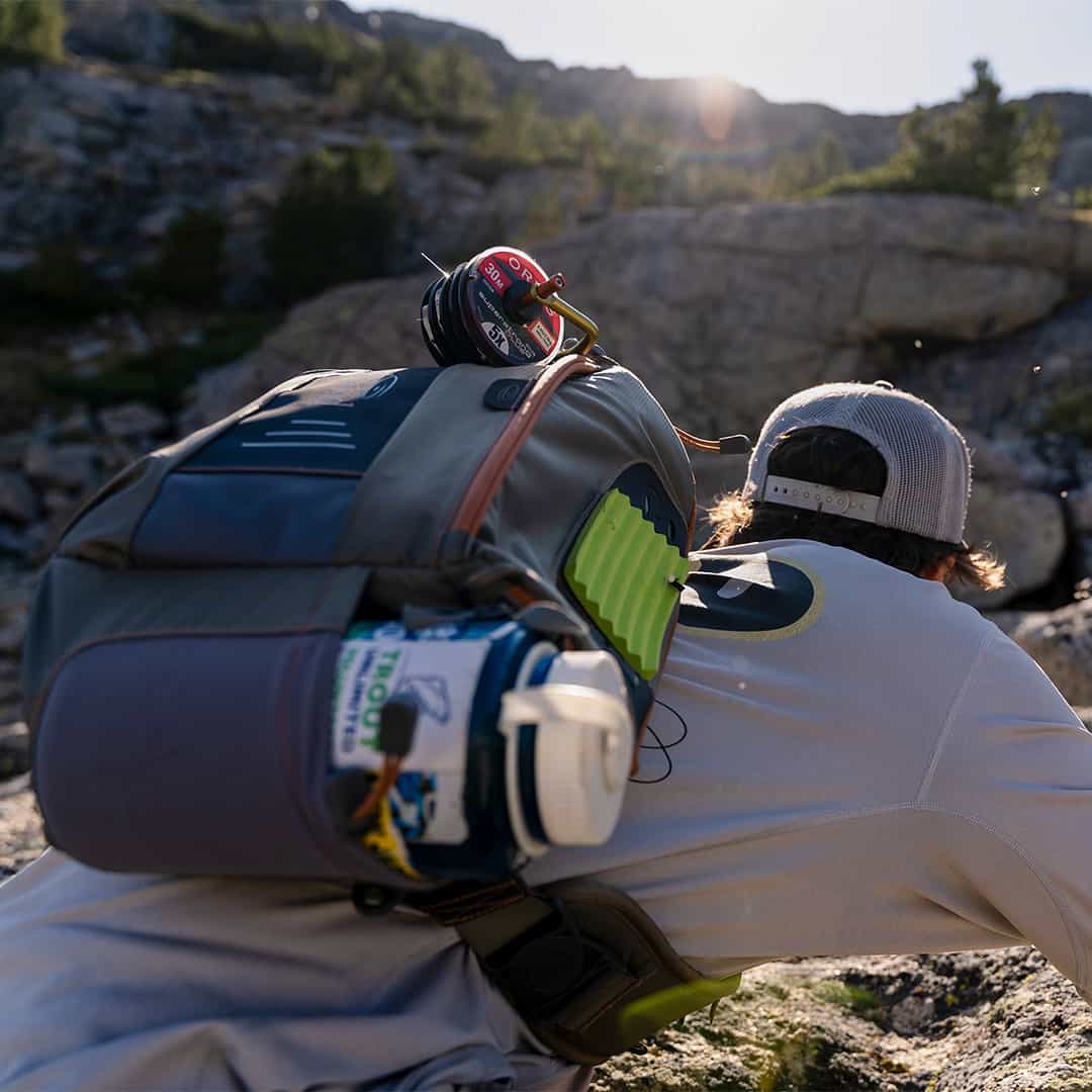 FHSP-G 816332012938 Fishpond Flathead Ambidextrous Fly Fishing Sling Pack Scramble