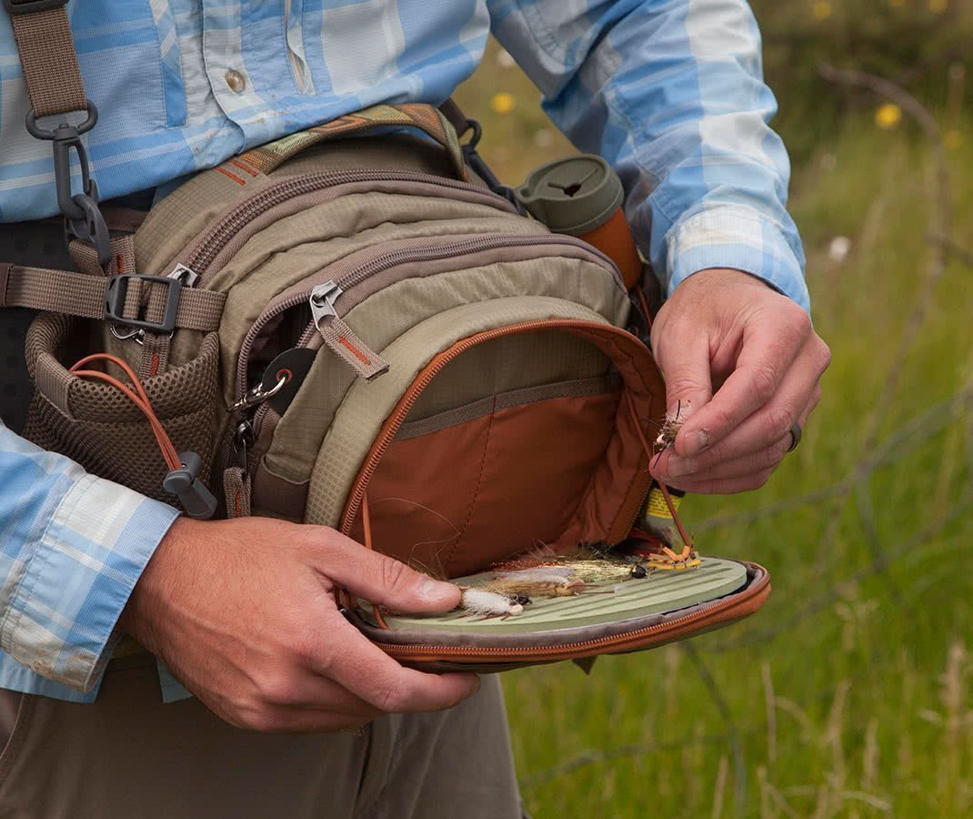 Fishpond Waterdance Guide Pack In Field Open