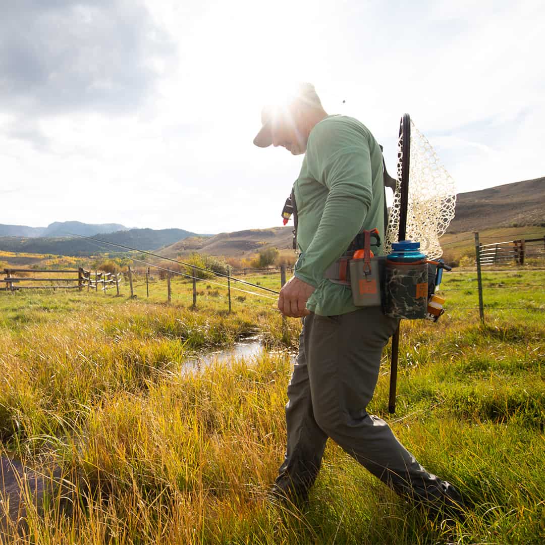 SBBS-2-0 816332014802 Fishpond Switchback 2 0 Wading Belt And Fishing Waist Pack System Walking to go fishing