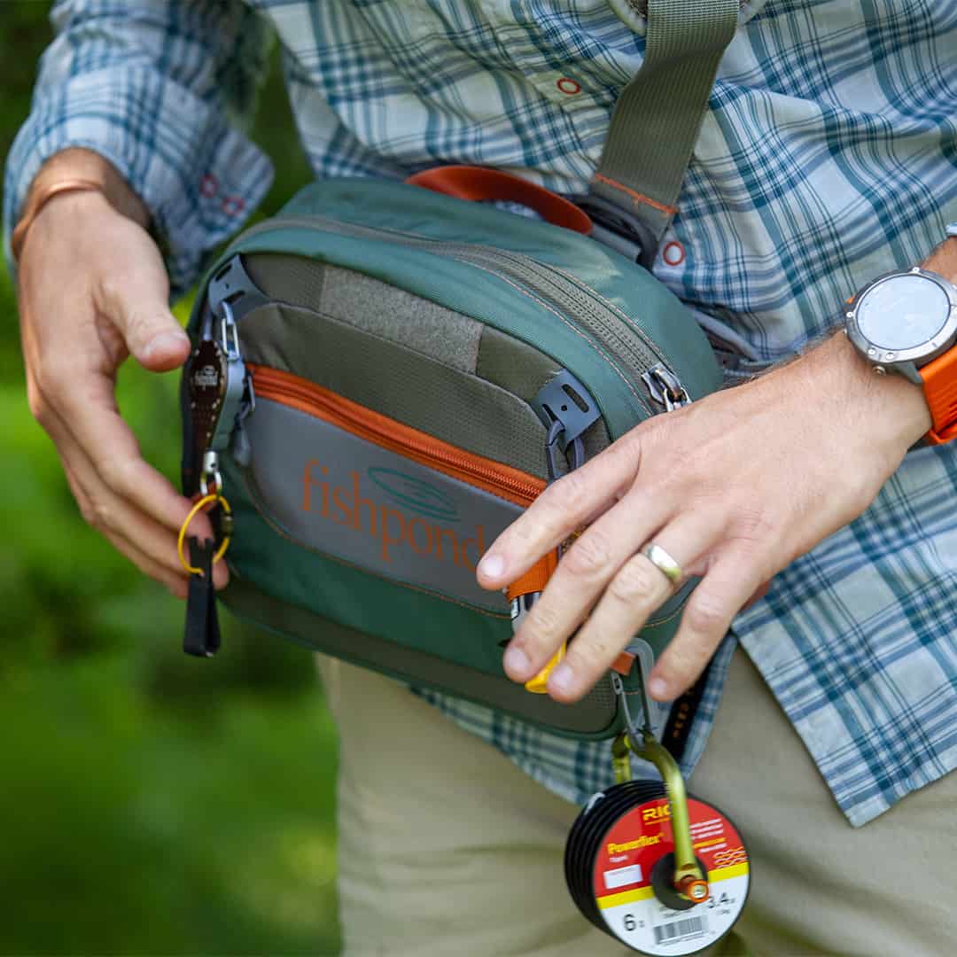 SBBS-2-0 816332014802 Fishpond Switchback 2 0 Wading Belt And Fishing Waist Pack System Showing Headgate Tippet Holder