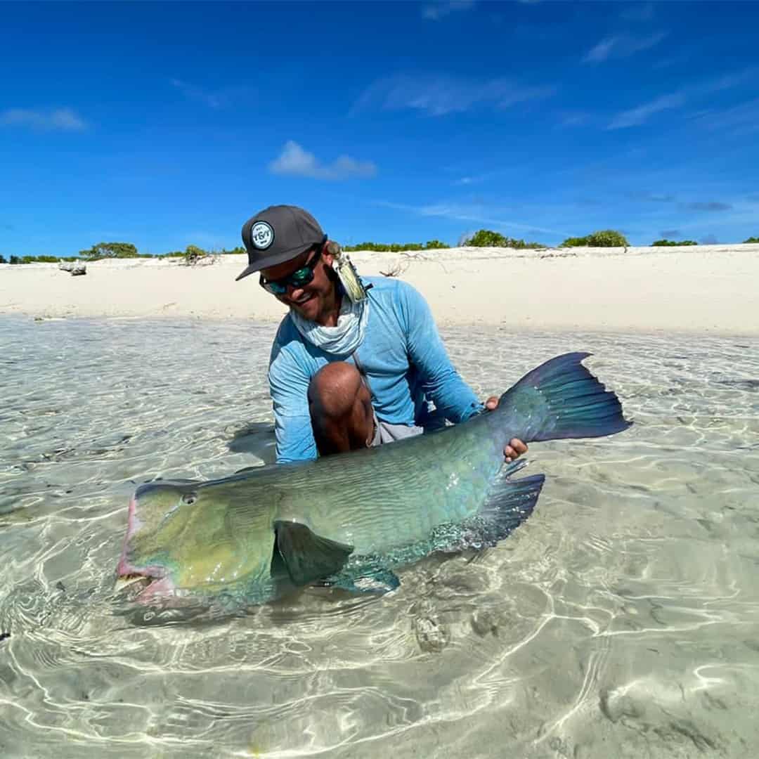 SEXTANT909S-4 858090007934 Thomas and Thaoms Sextant Saltwater Fly Rod With Parrotfish