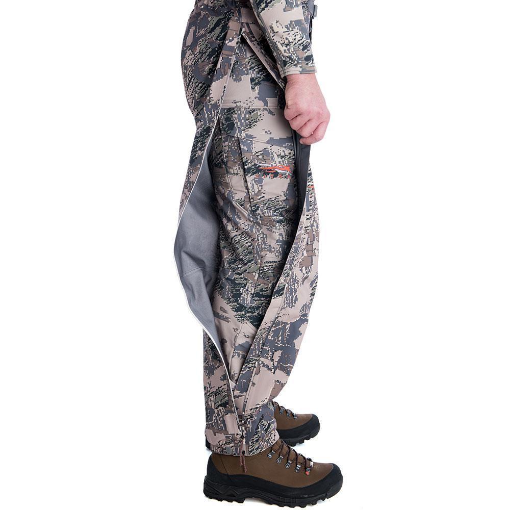 SITKA Gear Cloudburst Rain Pant Optifade Open Country Full Length Zipper Open Detail