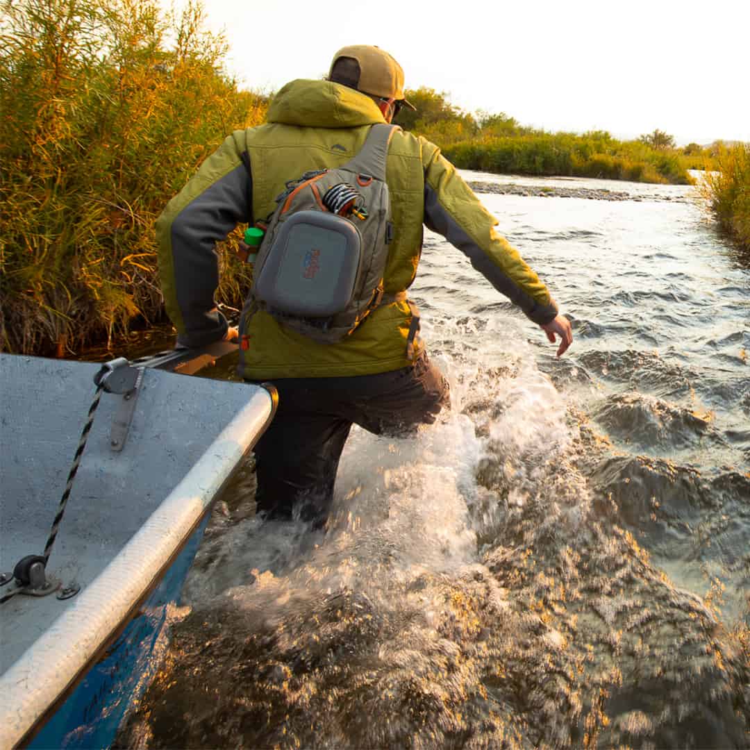 SS-2.0-G 816332014901 Fishpond Summit Fly Fishing Sling Pack Granite Gravel Dragging the Drift Boat
