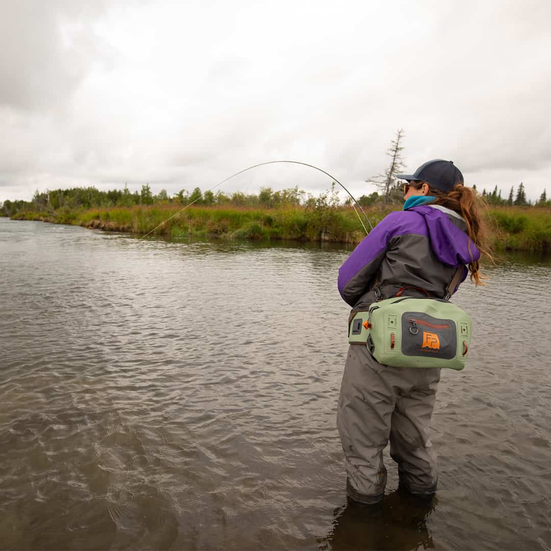 TSL-EY 816332015236 Fishpond Thunderhead Waterproof and Submersible Waist or Hip Pack Eco Yucca Hooked Up With Fish