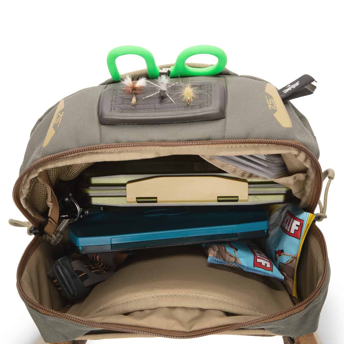 Umpqua ZS2 Ledges 500 Fly Fishing Waist Pack Top Olive Internal Divider Details