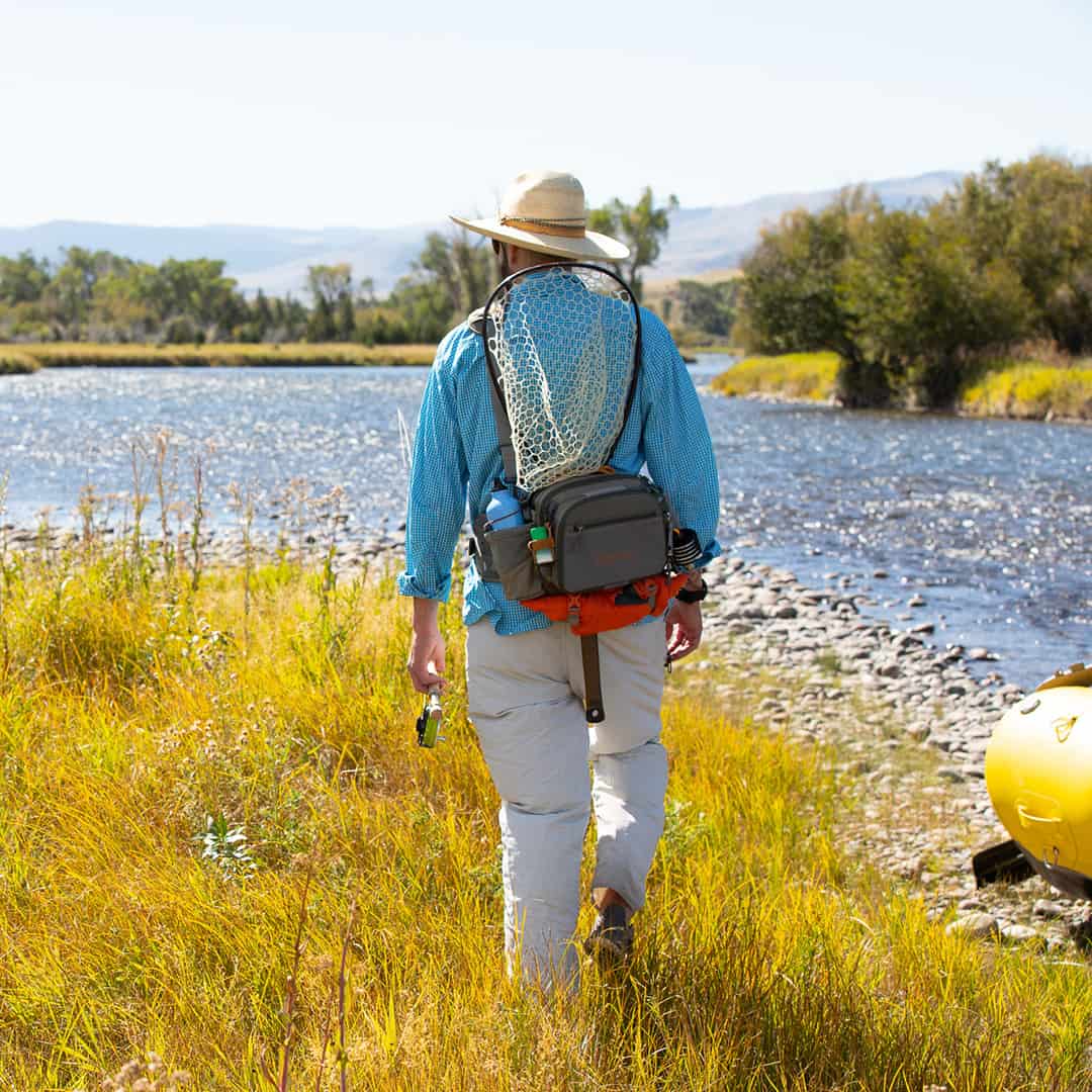 WPGP 816332014949 Fishpond Waterdance Pro Guide Sized Waist Fly Fishing Pack Driftwood Walking Along River