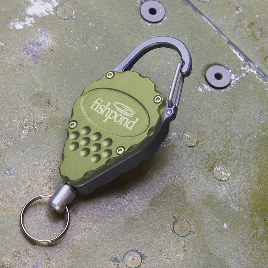 fishpond arrowhead fishing accessory retractor fishing zinger moss color