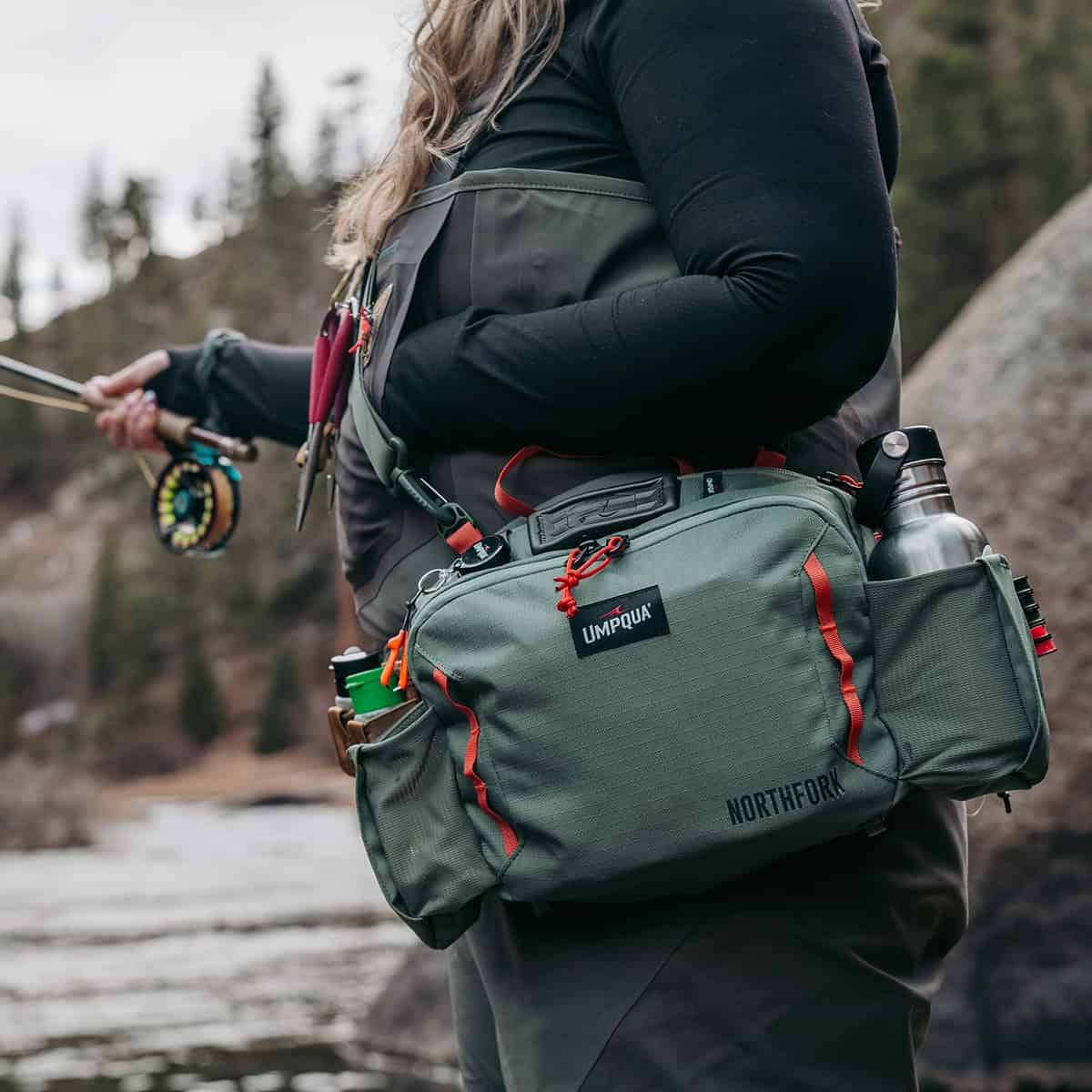 052857320480 35296 Umpqua Northfork Waist Pack Pine Top On The South Platte River In Colorado