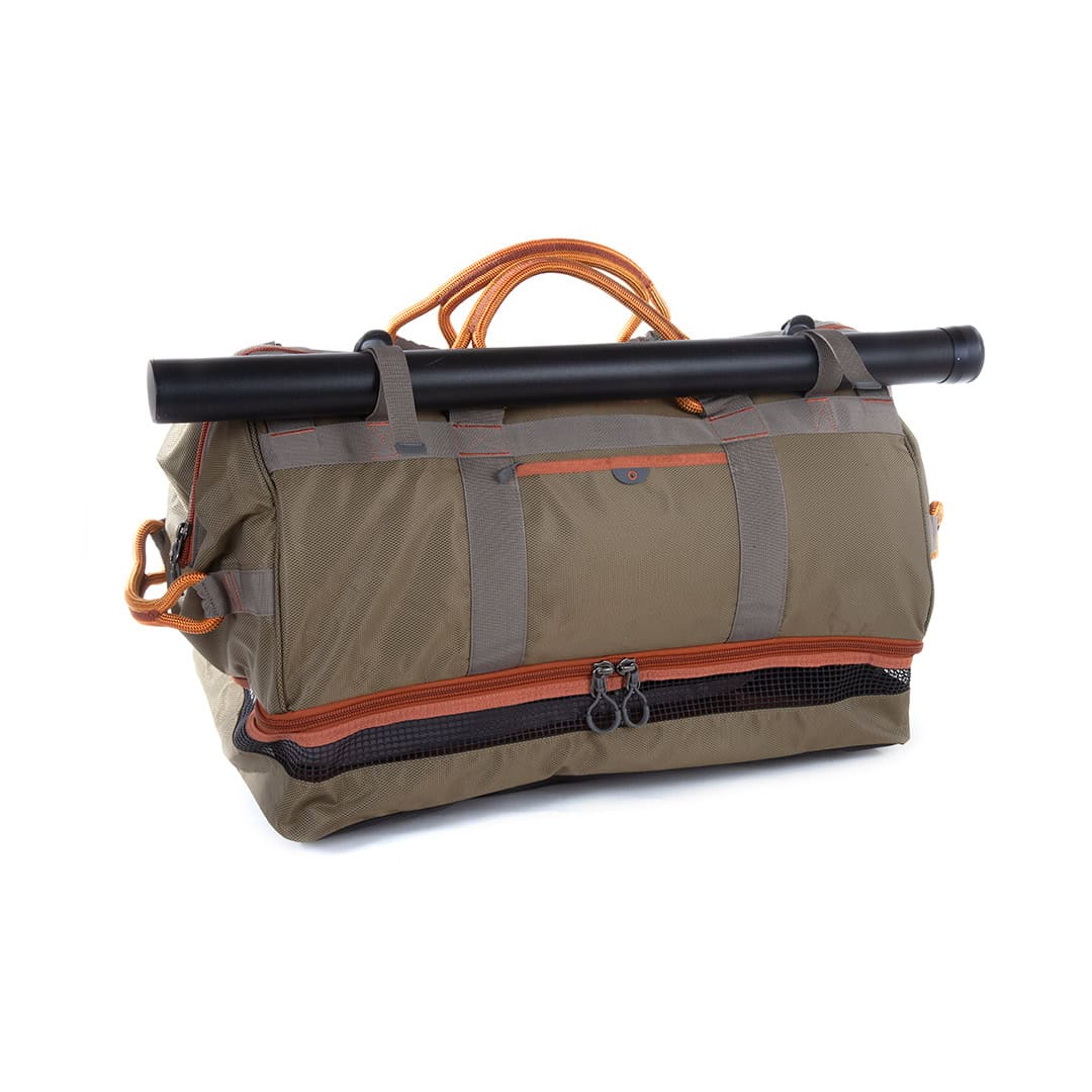 816332016165 Wader Bag Fishpond Cimarron Wader Storage Bag For Fly Fishing Side View With Rod Tube