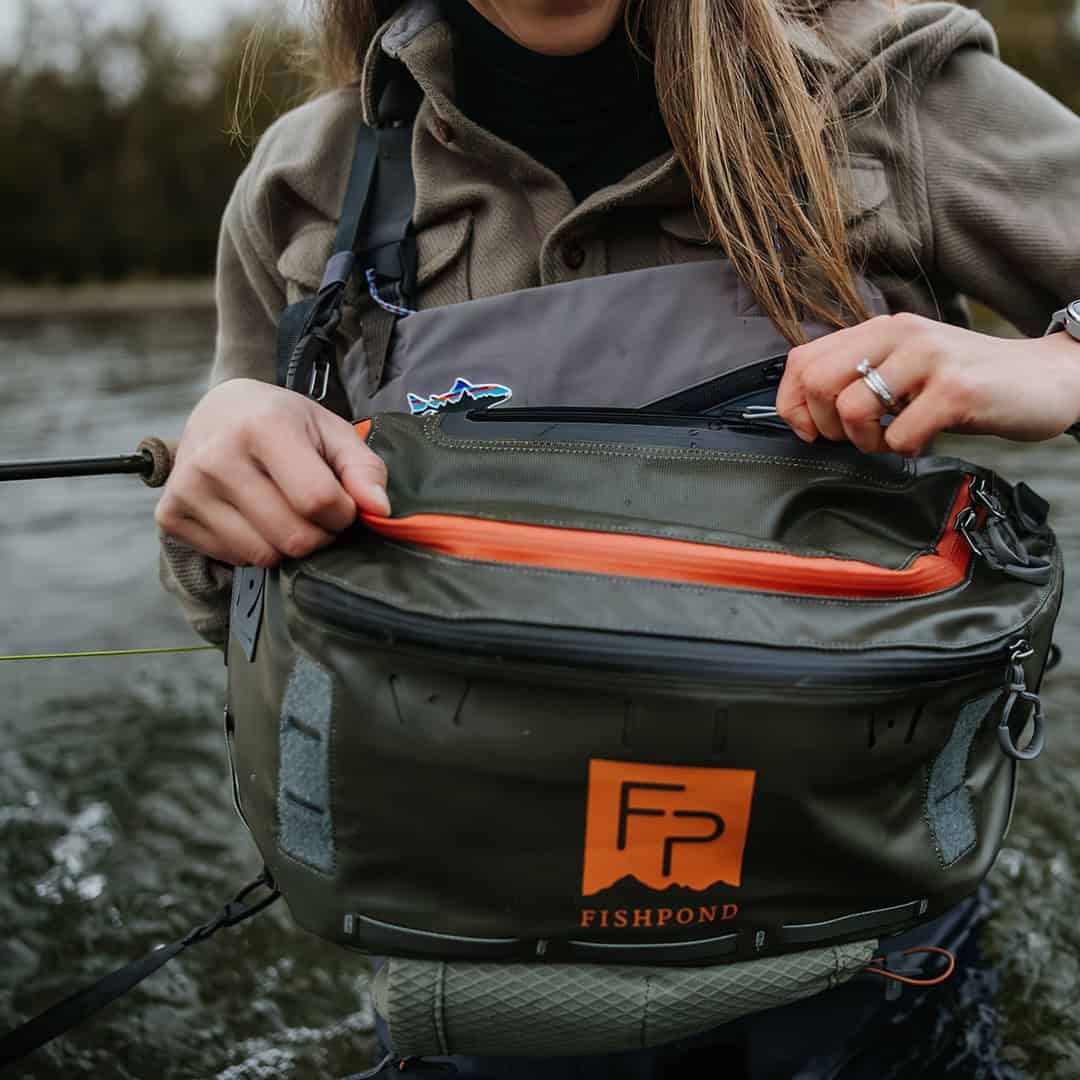 New 2025 816332016233 Fishpond Stormshadow Sling Pack Water Resistant Ambidextrous Fly Fishing Sling Pack AquaSeal Zipper Detail