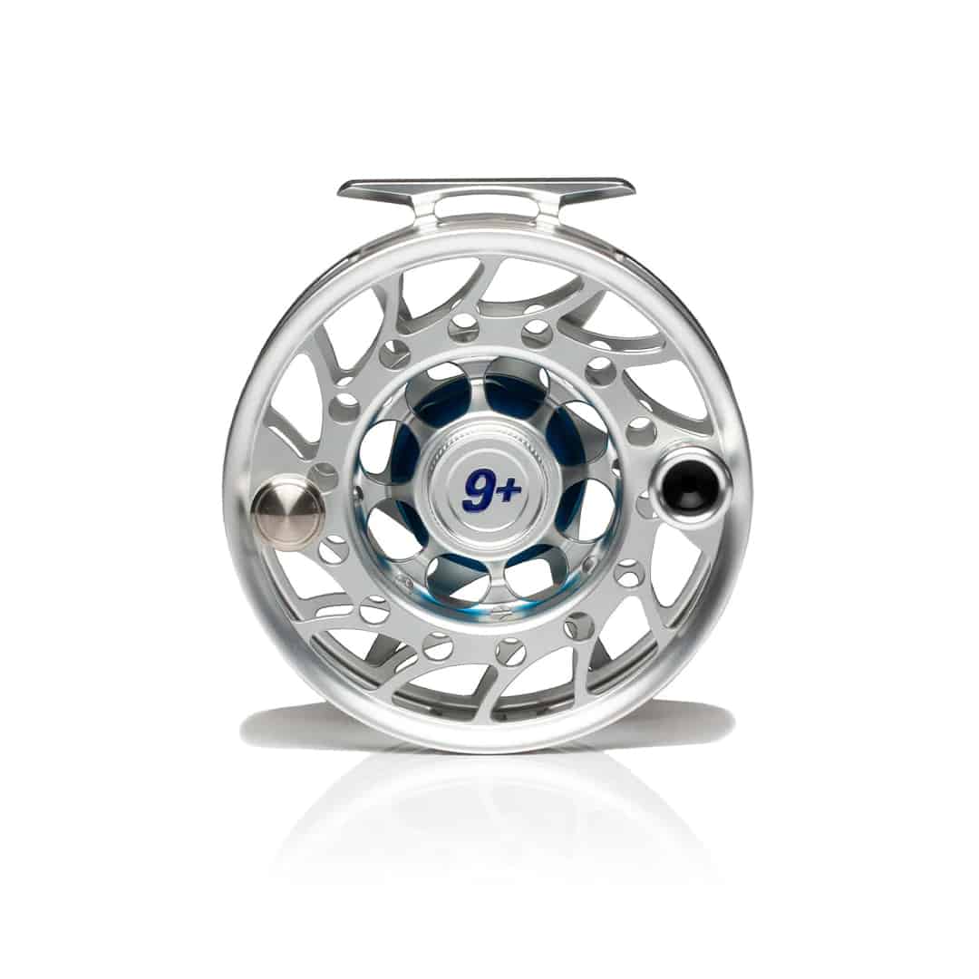 704715337573 Hatch Outdoor Iconic Fly Reel 9 Plus Clear Blue Mid Arbor Front