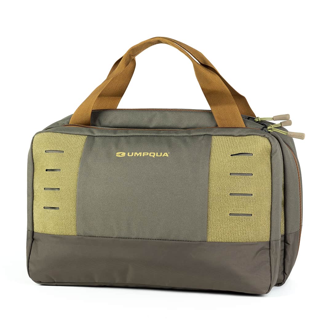 umpqua zs2 traveler fly tying material and tool travel and organization bag olive Bag Front